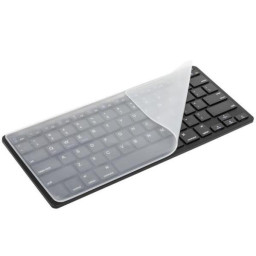 FUNDA UNIVERSAL PEQUE A TECLADO